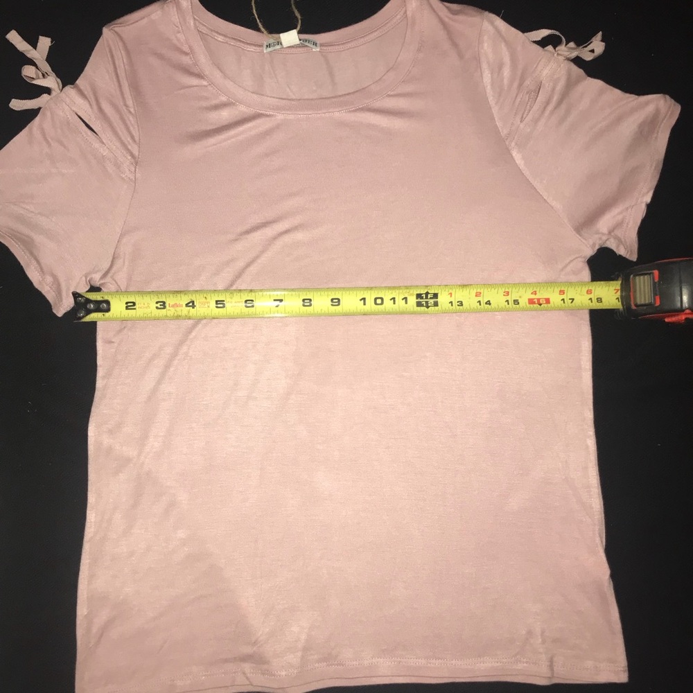Cute pale pink shirt